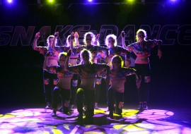 snake-dance-01-gala